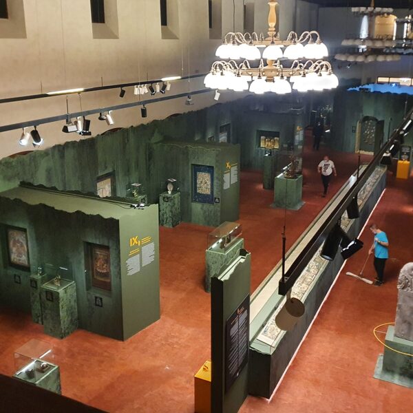 Valdštejnská jízdárna: „Buddha zblízka“