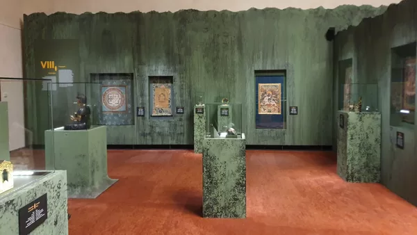 Valdštejnská jízdárna: „Buddha zblízka“